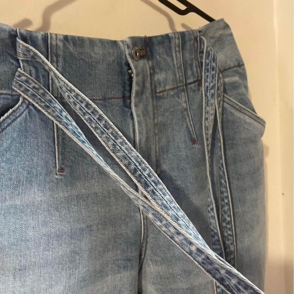 The BEST jeans EVER :) - Picture 1 of 4